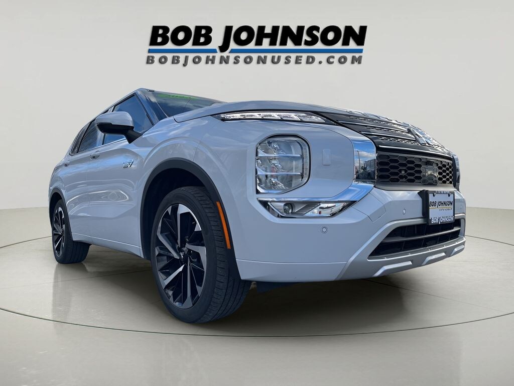 Used 2023 Mitsubishi Outlander Plug-In Hybrid SEL SUV