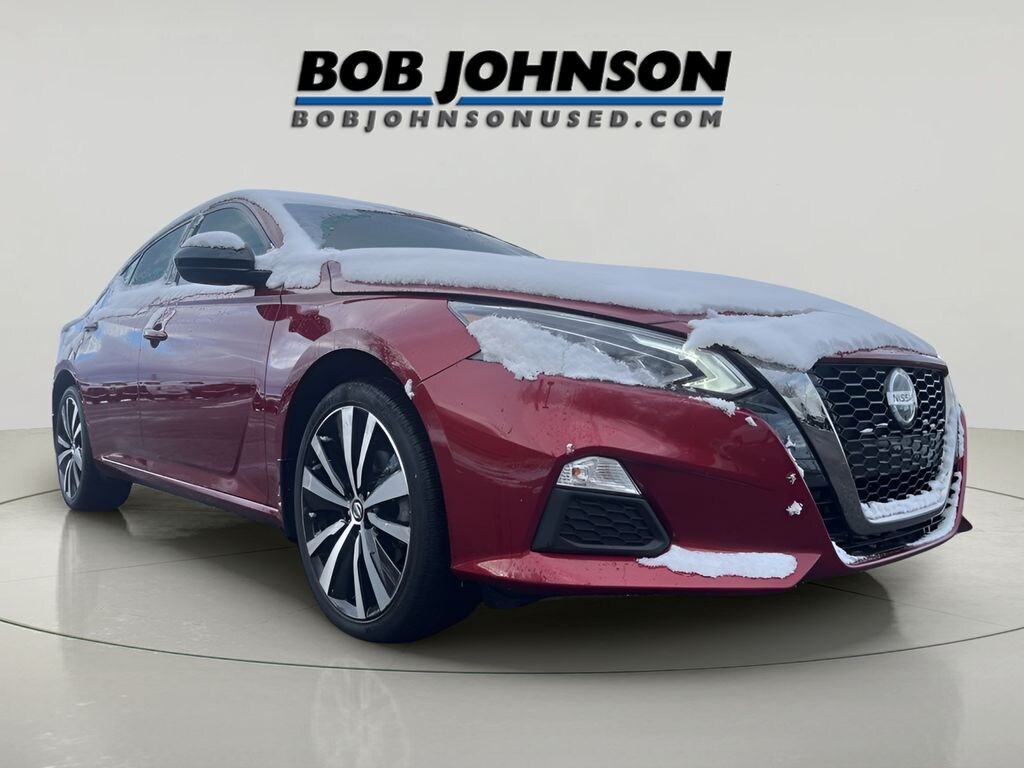 Used 2022 Nissan Altima 2.5 SR Sedan