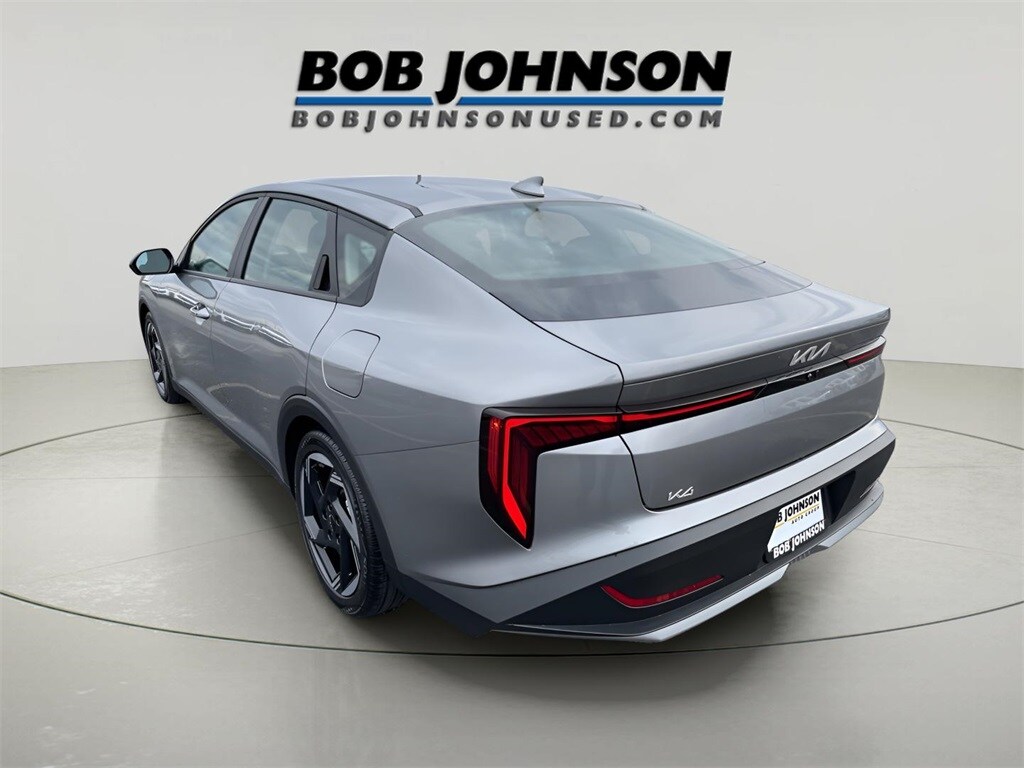 2025 Kia K4 EX photo 4