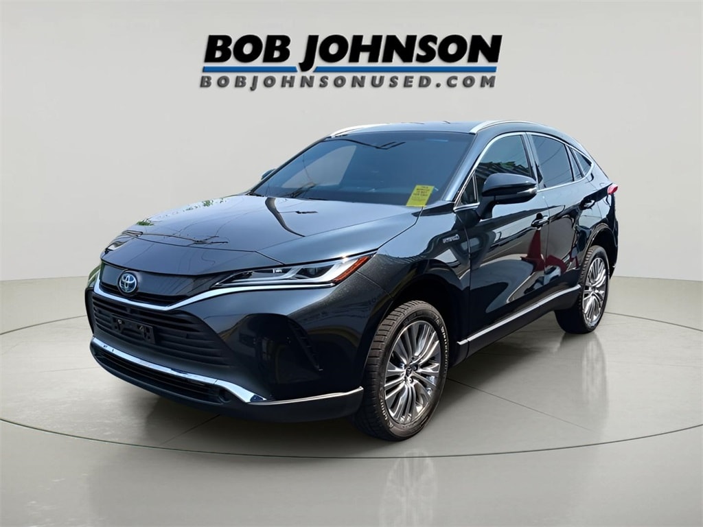 2021 Toyota Venza Limited photo 3