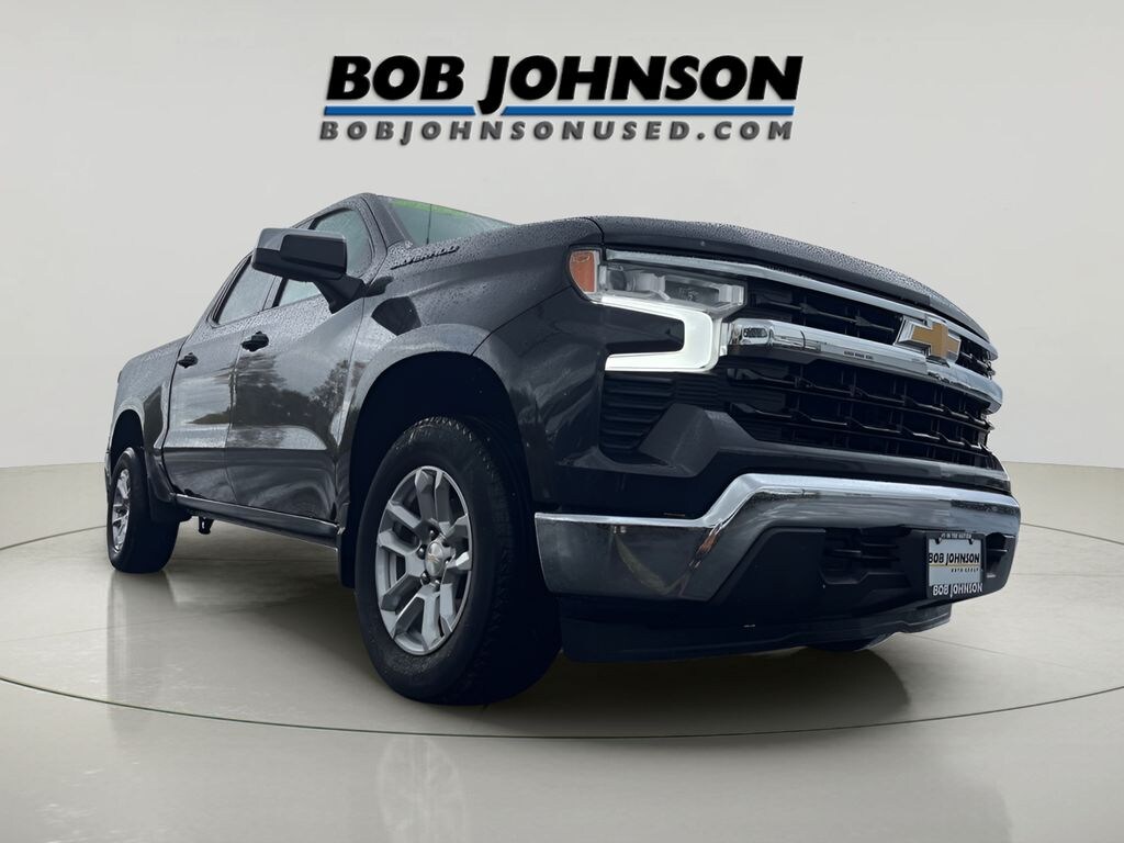 Used 2022 Chevrolet Silverado 1500 LT Truck Crew Cab