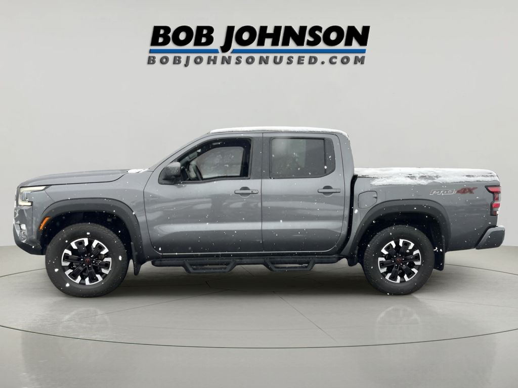 2023 Nissan Frontier PRO-4X photo 3
