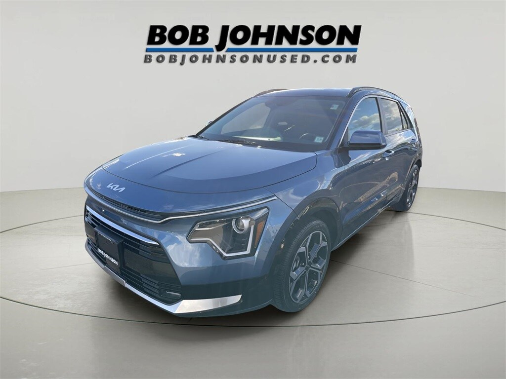 Certified 2023 Kia Niro EX Touring SUV
