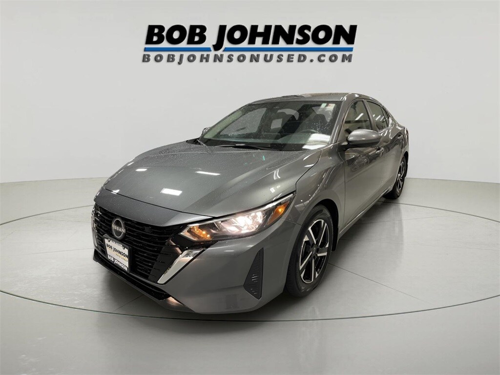 2025 Nissan Sentra SV photo 2