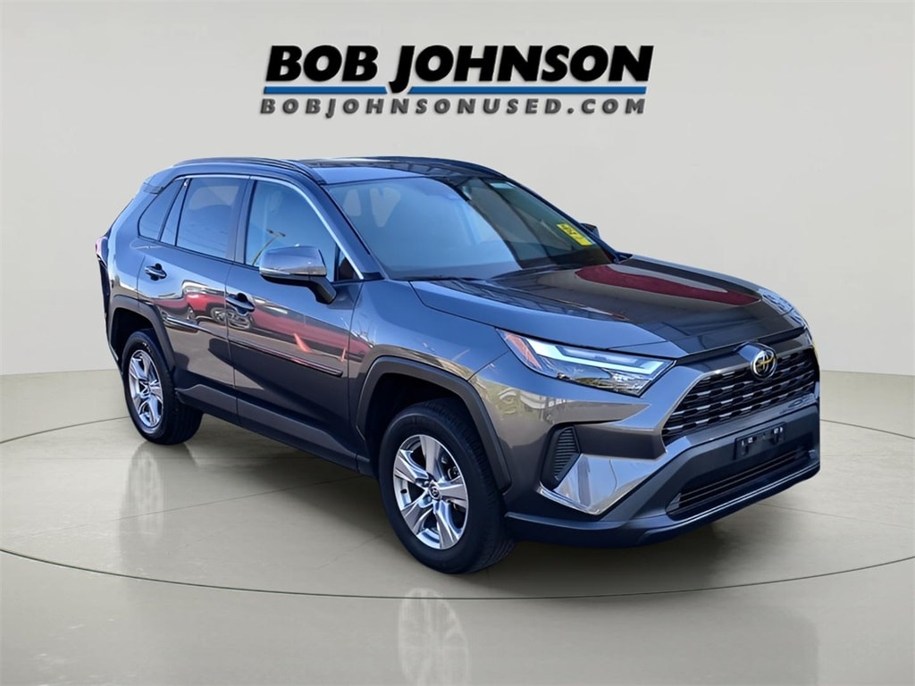 Used 2022 Toyota RAV4 XLE SUV