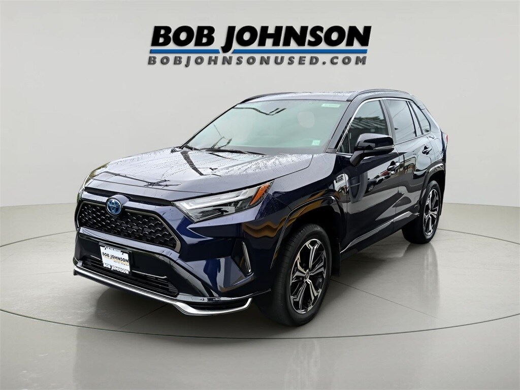 2024 Toyota RAV4 Prime XSE photo 3