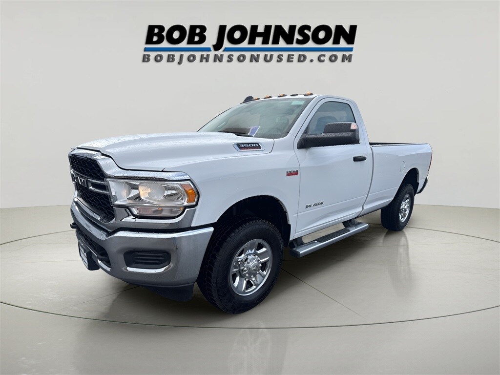 2022 Ram 3500 Tradesman photo 3