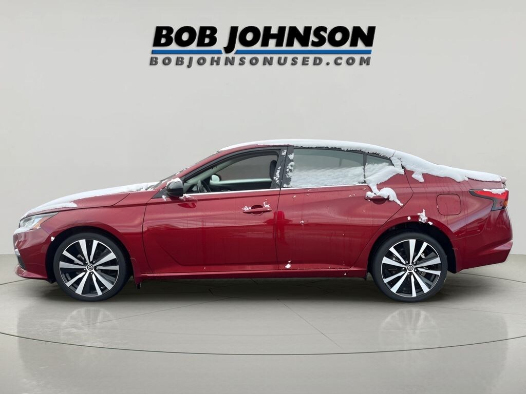 Used 2022 Nissan Altima 2.5 SR Sedan