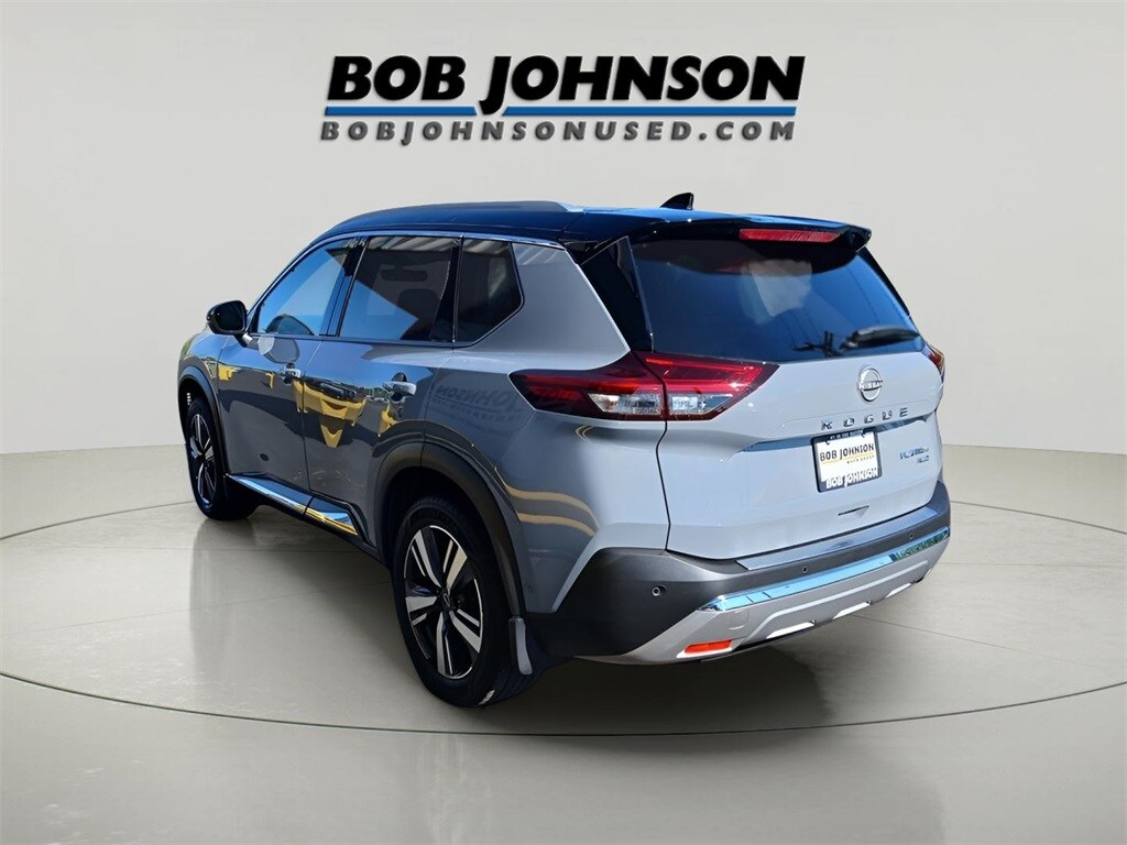 2022 Nissan Rogue Platinum photo 4