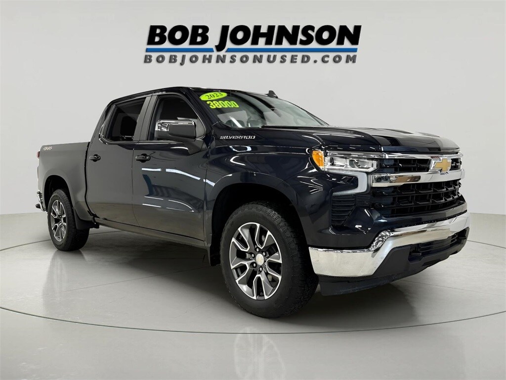 Used 2023 Chevrolet Silverado 1500 LT Truck Crew Cab