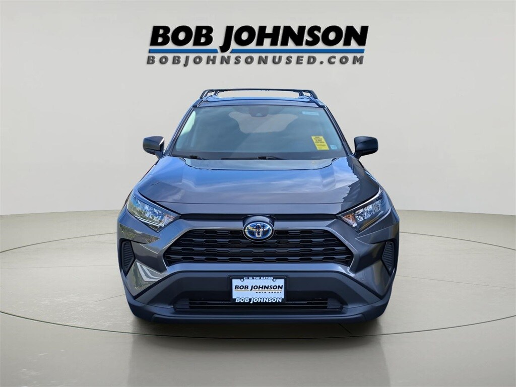2021 Toyota RAV4 Hybrid LE photo 2