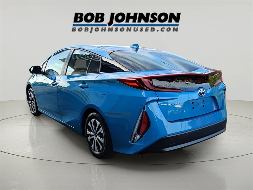 2022 Toyota Prius Prime LE photo 4