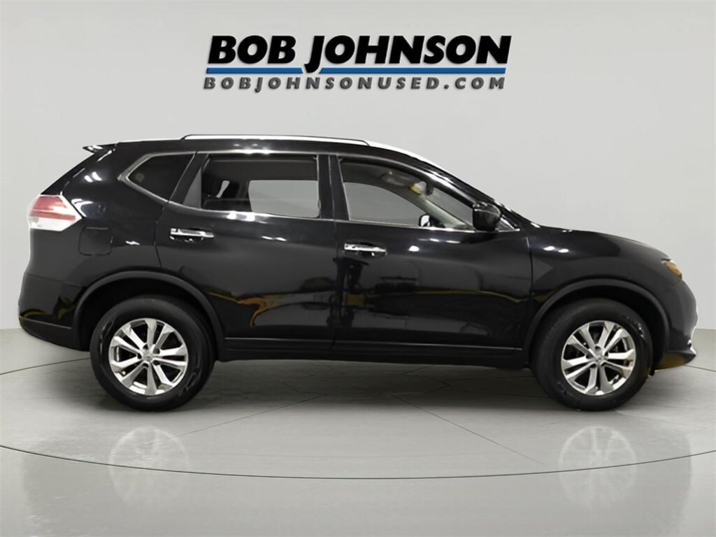Used 2016 Nissan Rogue SV SUV