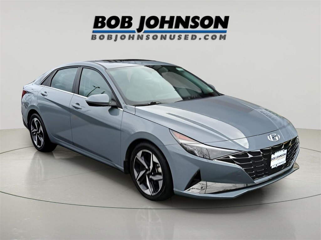Used 2023 Hyundai Elantra Limited Sedan