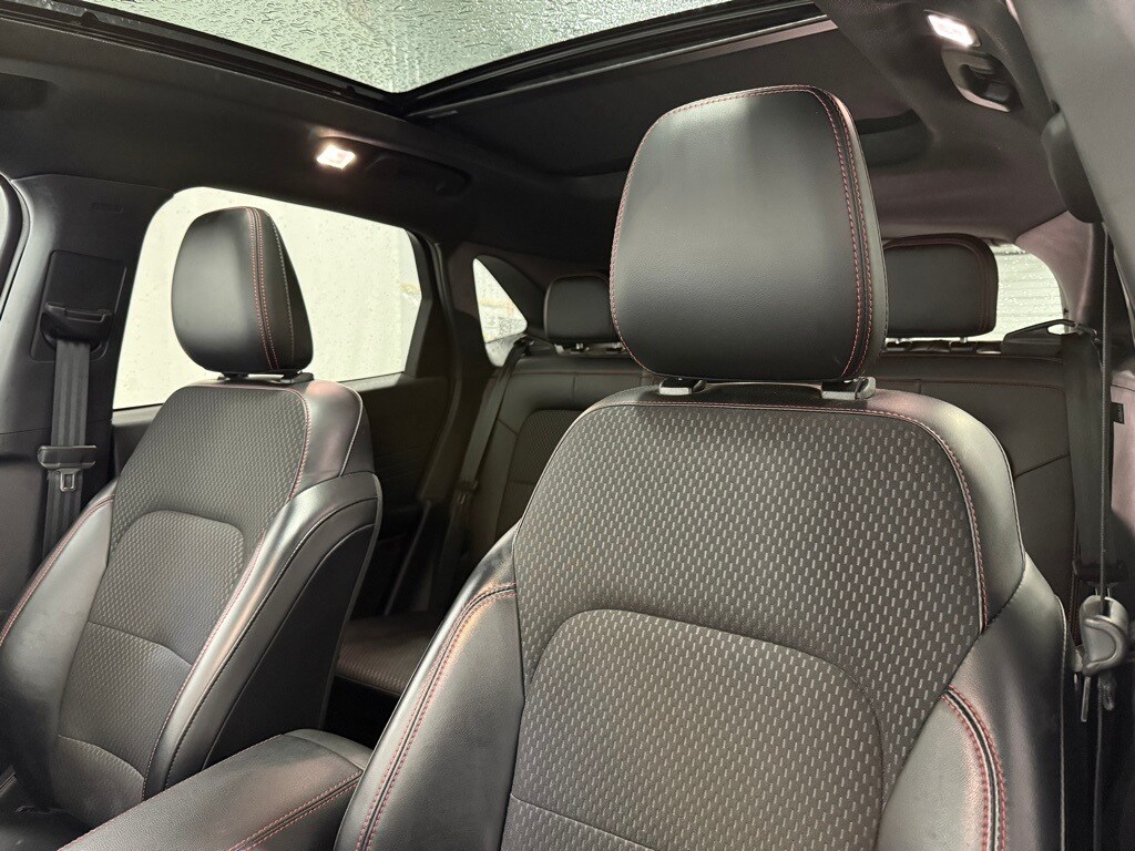 2023 Ford Escape ST-Line photo 4