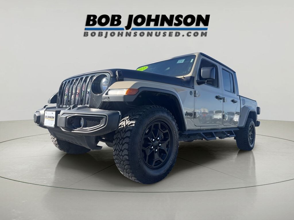 Used 2022 Jeep Gladiator Sport Truck Crew Cab