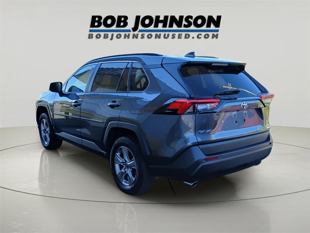 Used 2022 Toyota RAV4 XLE SUV