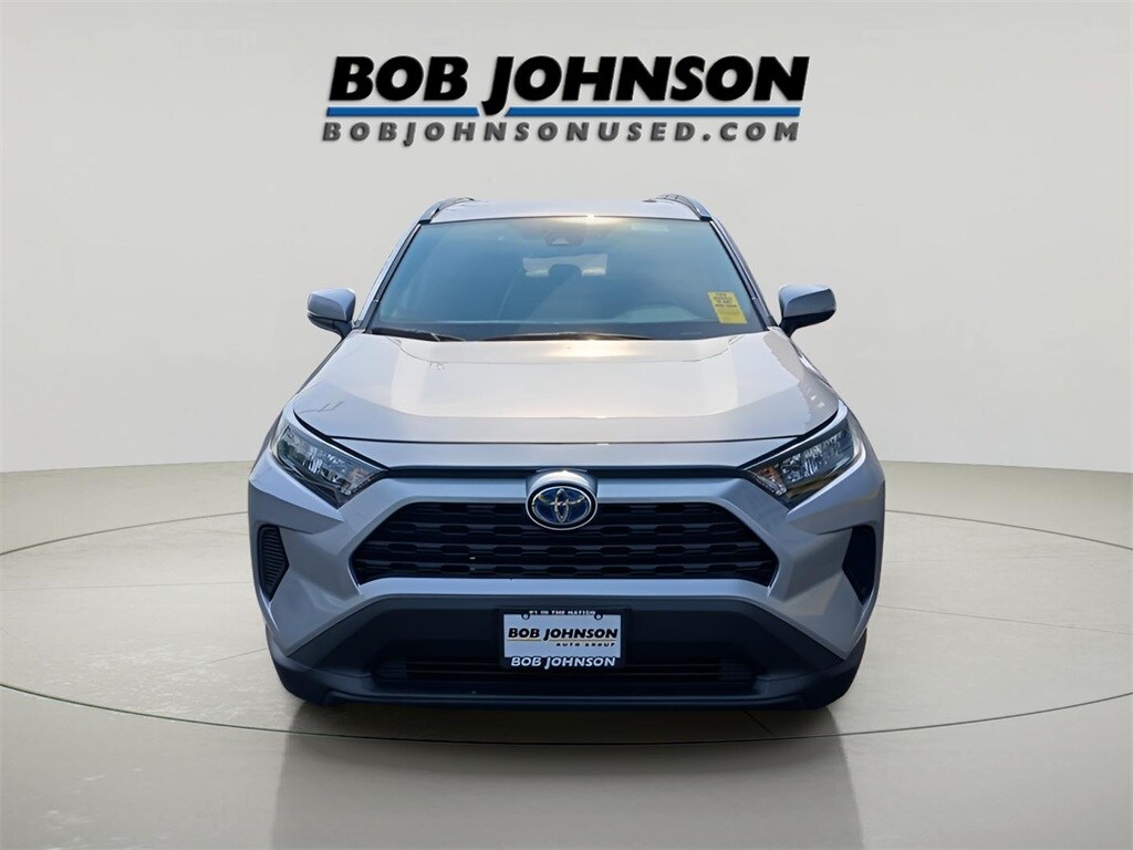 2022 Toyota RAV4 Hybrid LE photo 2