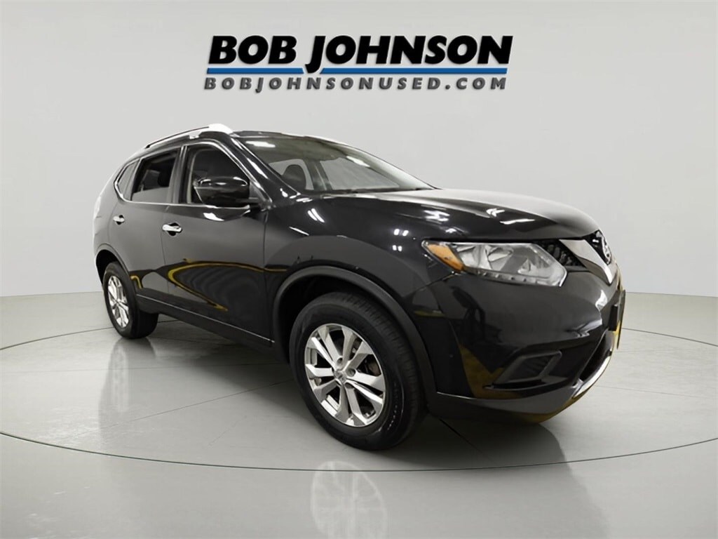 Used 2016 Nissan Rogue SV SUV
