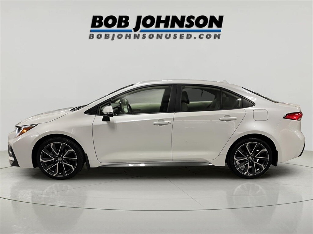 2022 Toyota Corolla Base photo 3