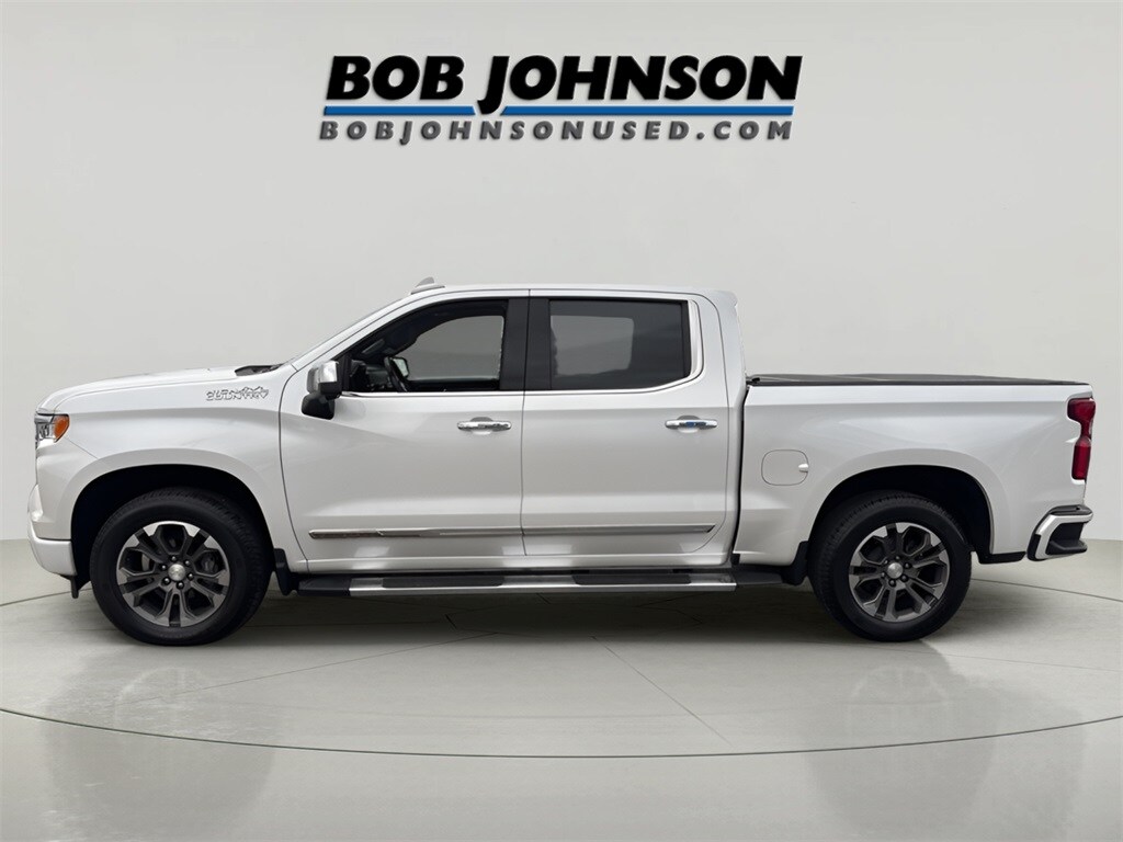 2022 Chevrolet Silverado 1500 High Country photo 4