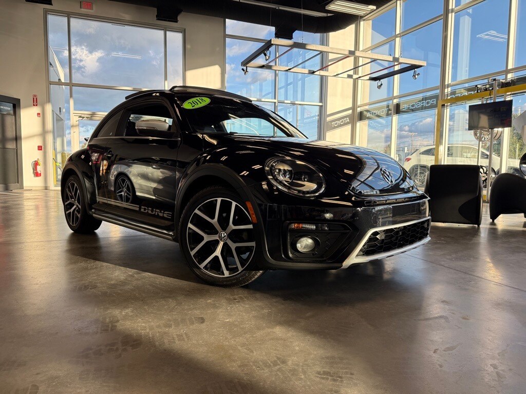Certified 2018 Volkswagen Beetle 2.0T Dune Hatchback