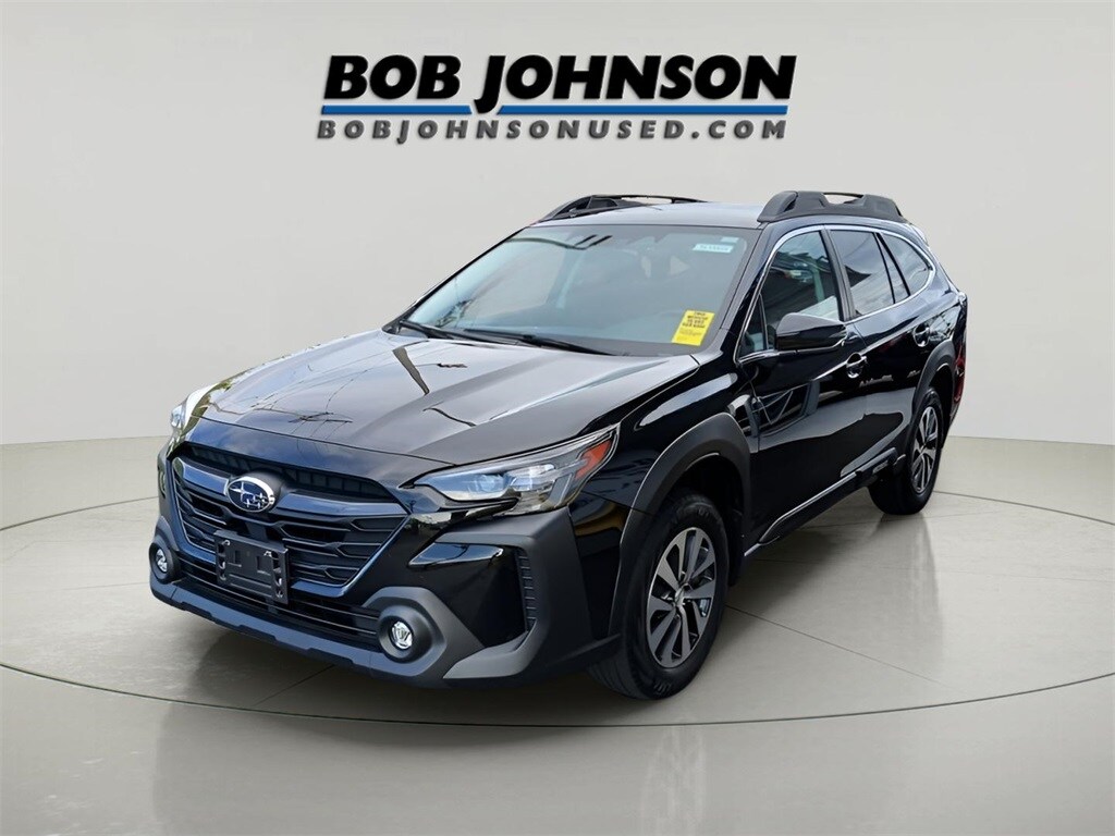 2023 Subaru Outback Premium photo 2