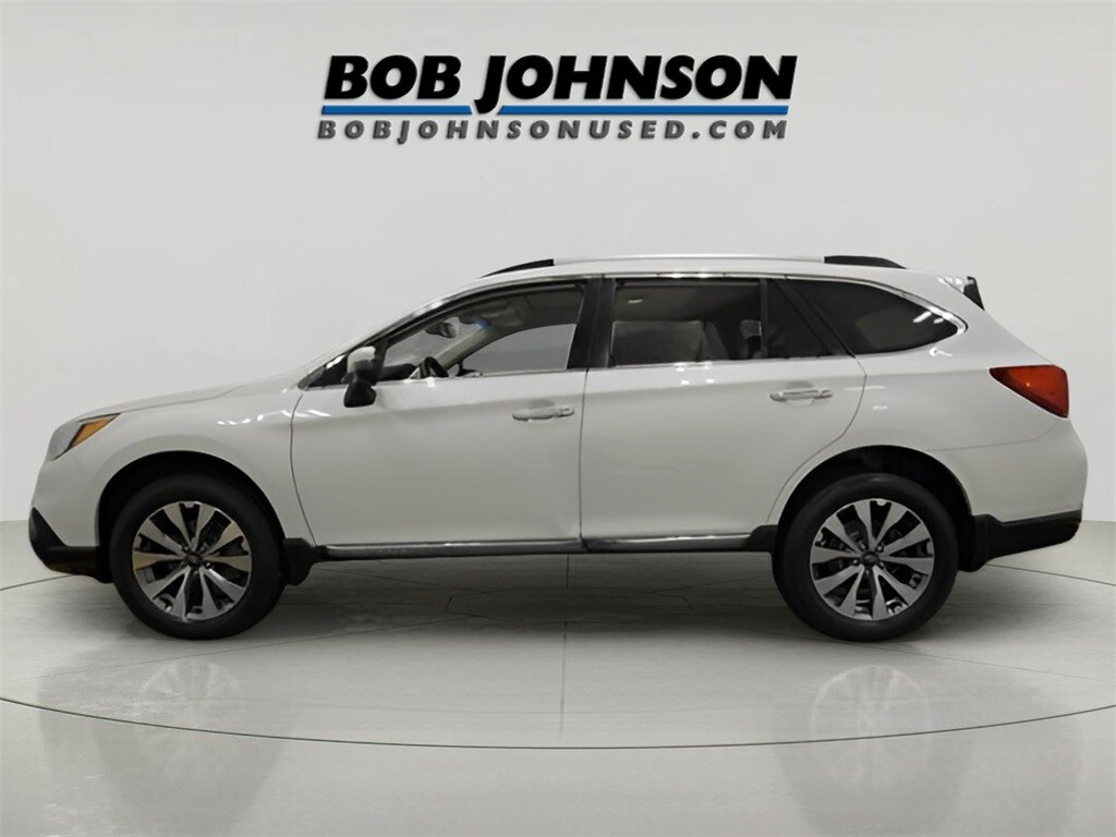 Used 2017 Subaru Outback 3.6R Touring with Starlink SUV