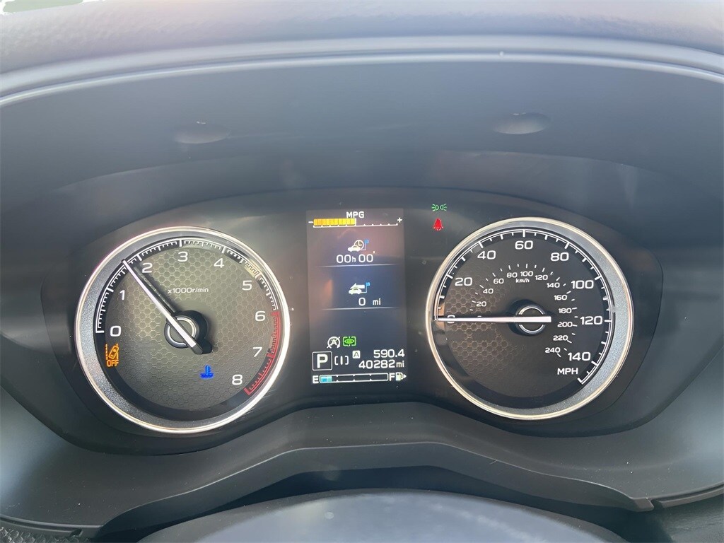 2023 Subaru Forester Touring photo 4