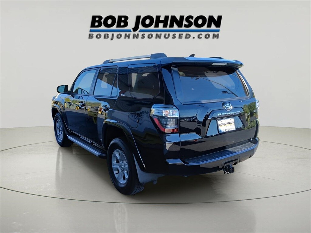 2023 Toyota 4Runner SR5 Premium photo 4