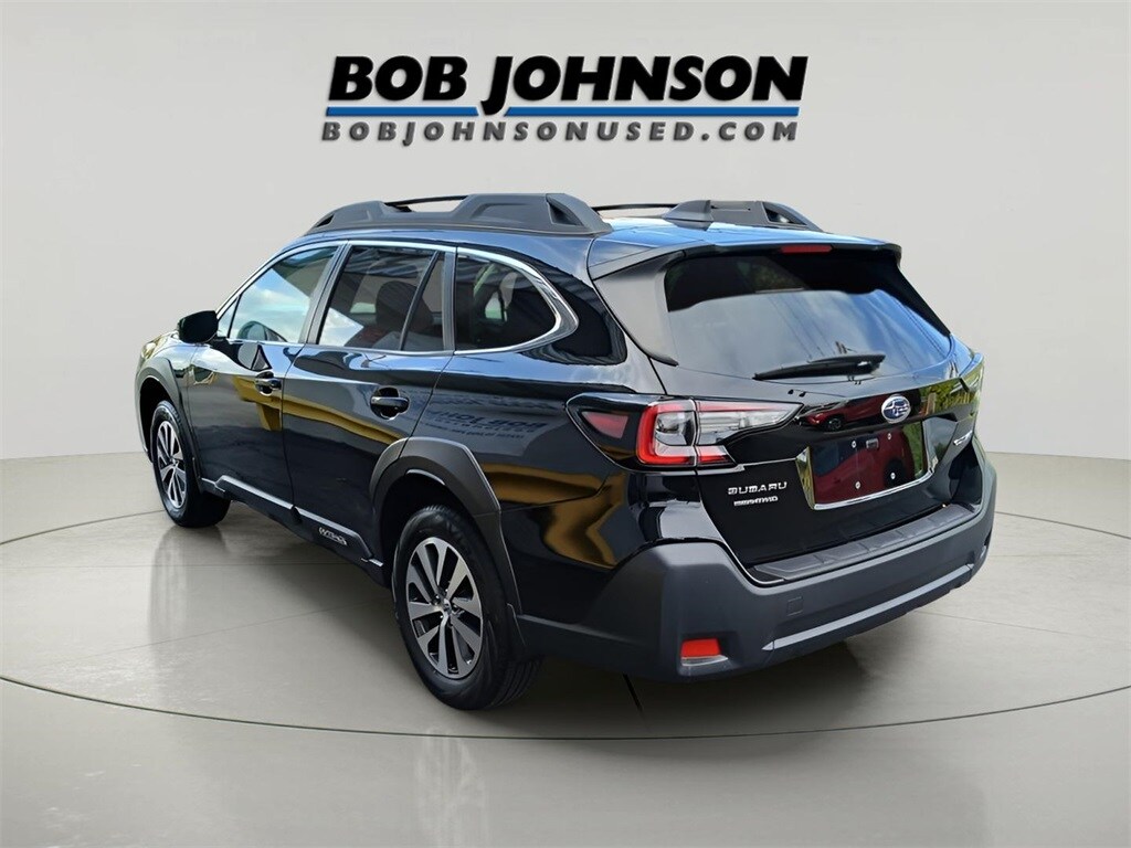 2023 Subaru Outback Premium photo 3