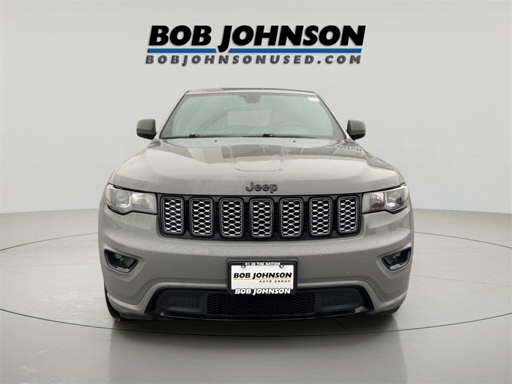Used 2020 Jeep Grand Cherokee Laredo SUV