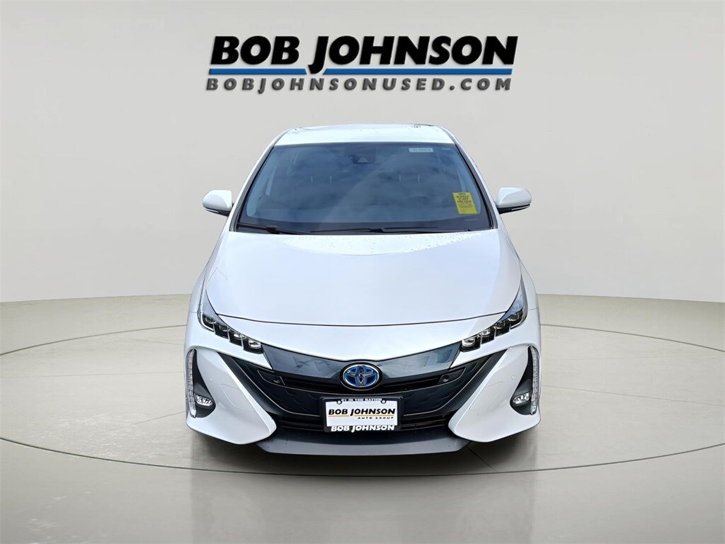 2022 Toyota Prius Prime Limited photo 2