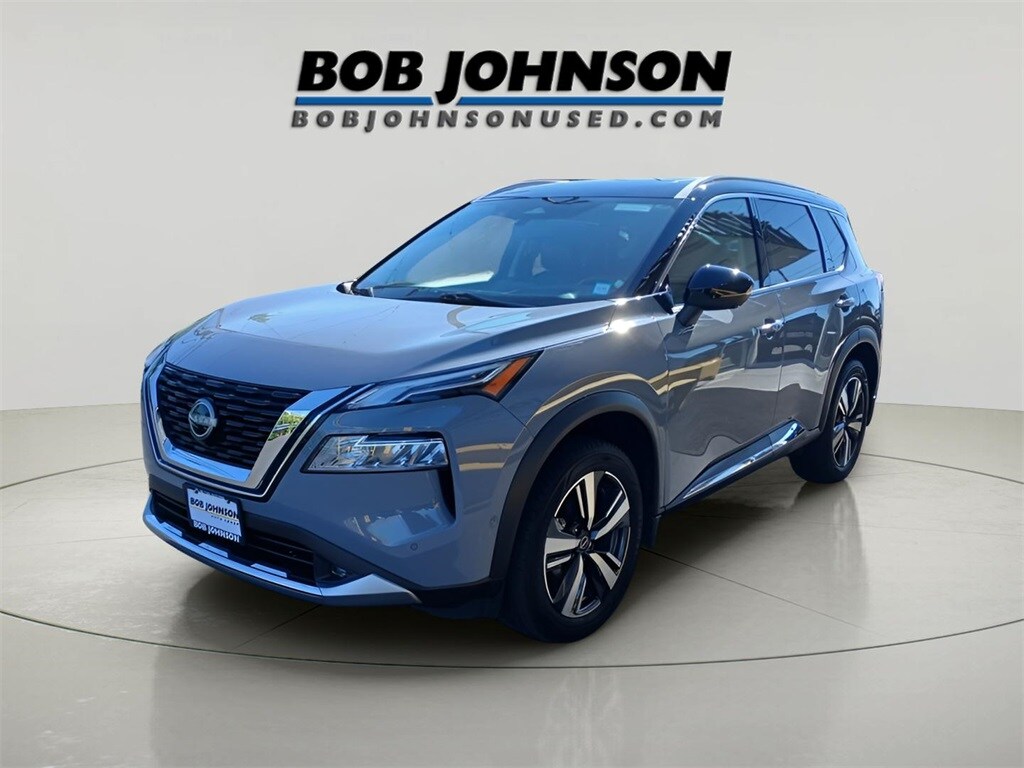 2022 Nissan Rogue Platinum photo 3