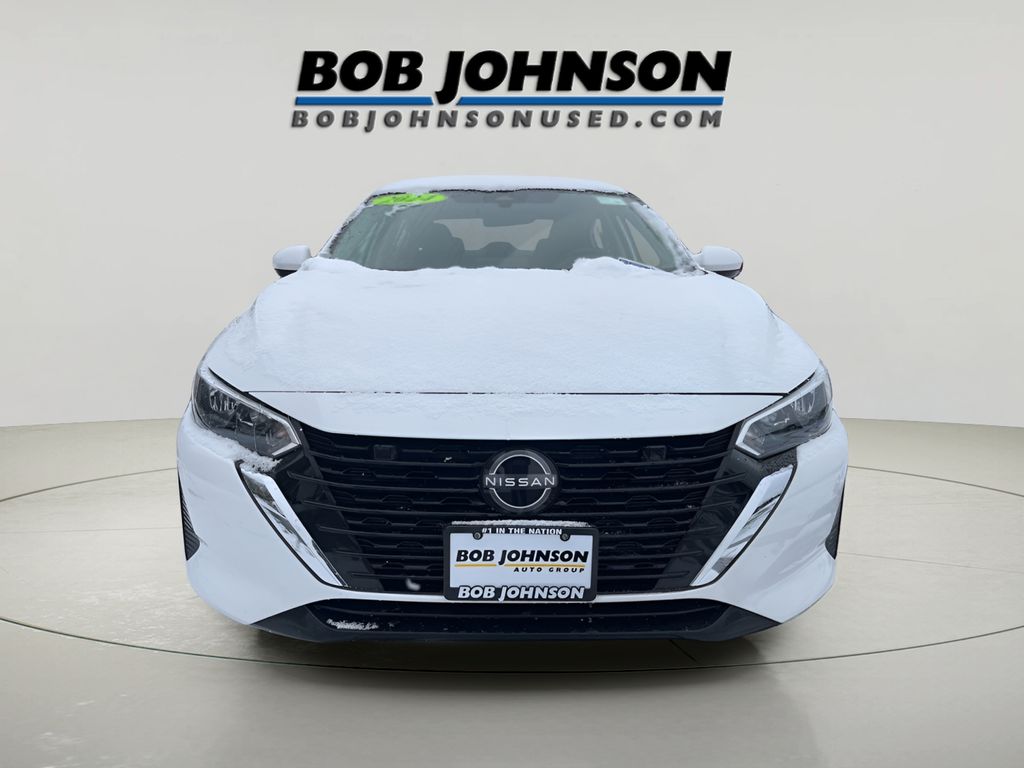 2024 Nissan Sentra SV photo 2