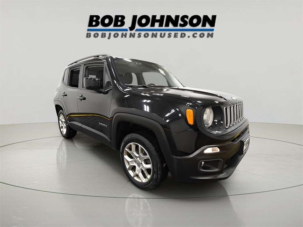 Used 2017 Jeep Renegade Latitude 4x4 SUV