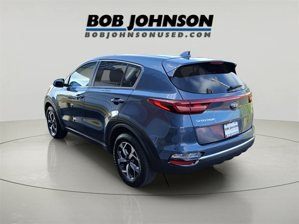 2022 Kia Sportage LX photo 3