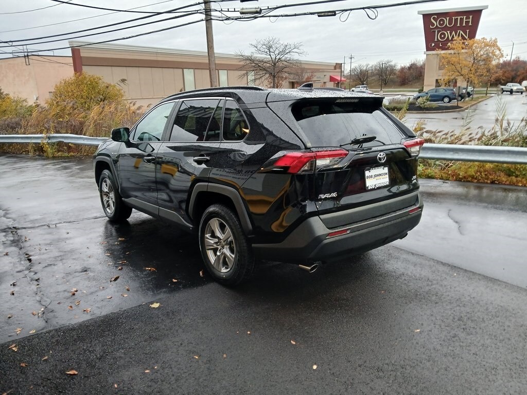 Used 2023 Toyota RAV4 XLE SUV