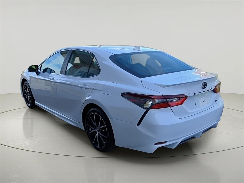 Used 2024 Toyota Camry SE Sedan