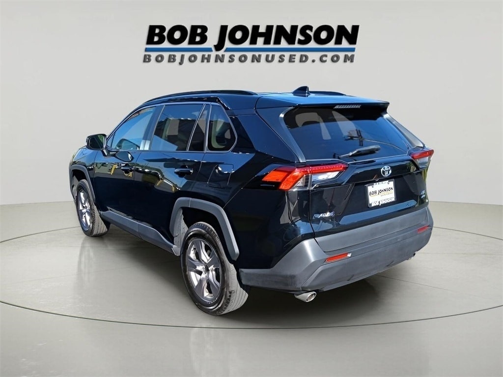 Used 2022 Toyota RAV4 XLE SUV