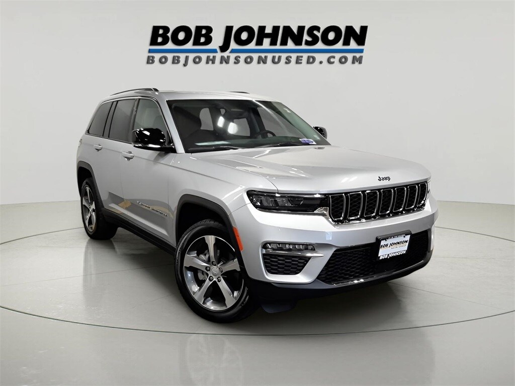Used 2024 Jeep Grand Cherokee Limited SUV