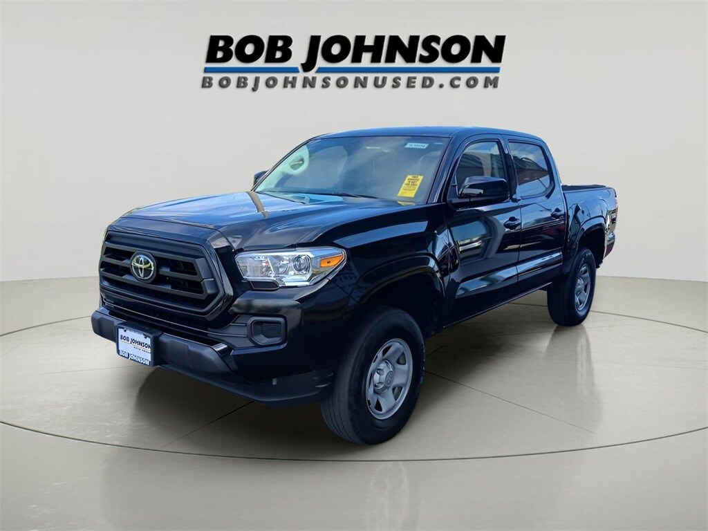 2023 Toyota Tacoma SR V6 photo 3