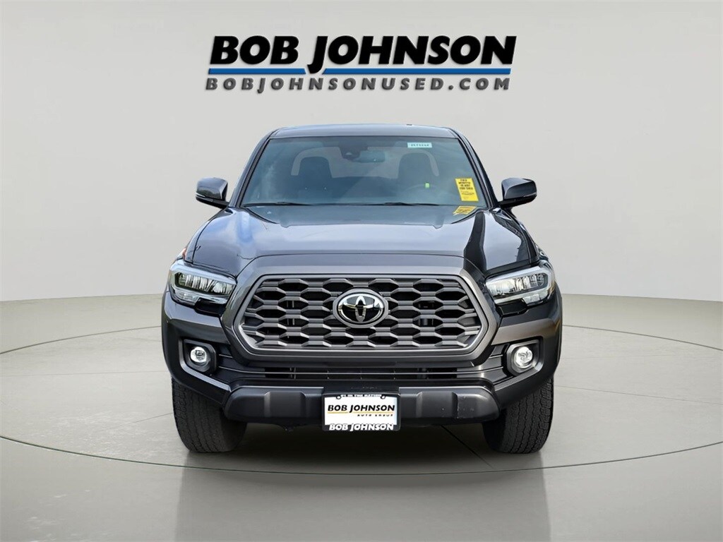 2023 Toyota Tacoma TRD Off-Road V6 photo 2