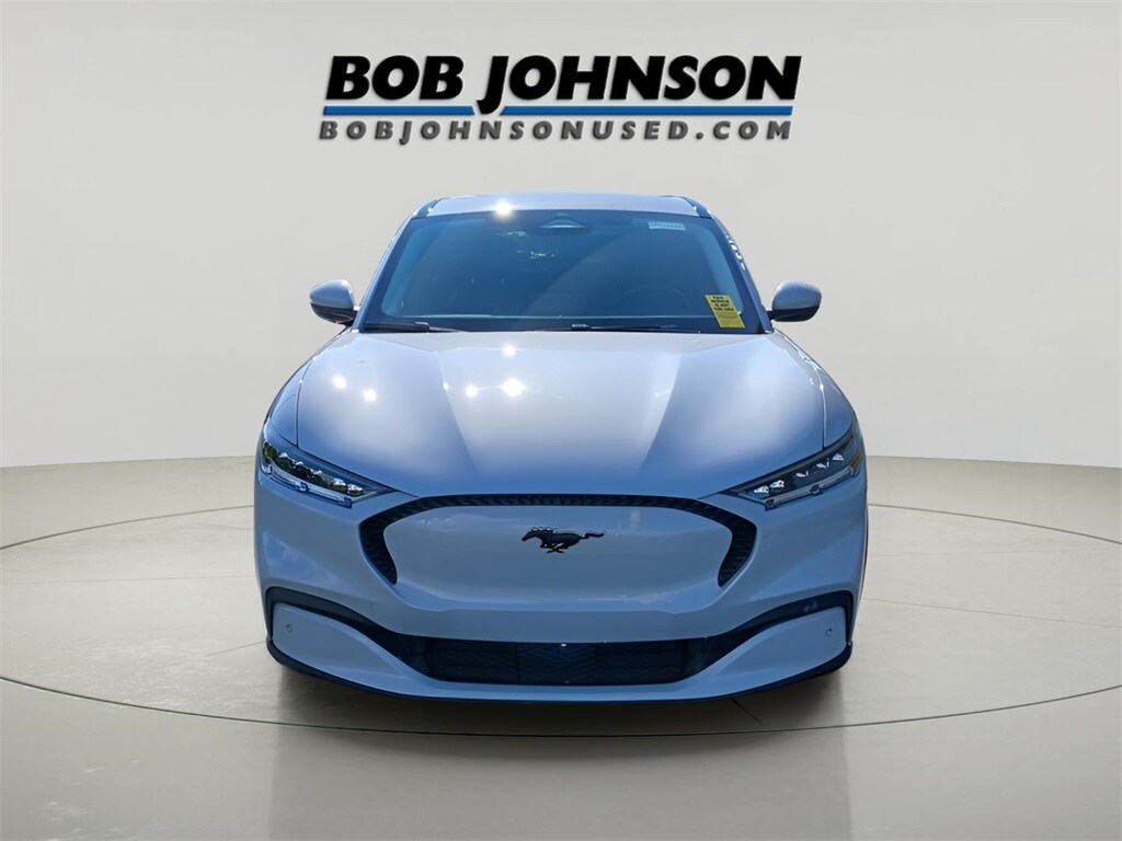 2022 Ford Mustang Mach-E Select photo 2