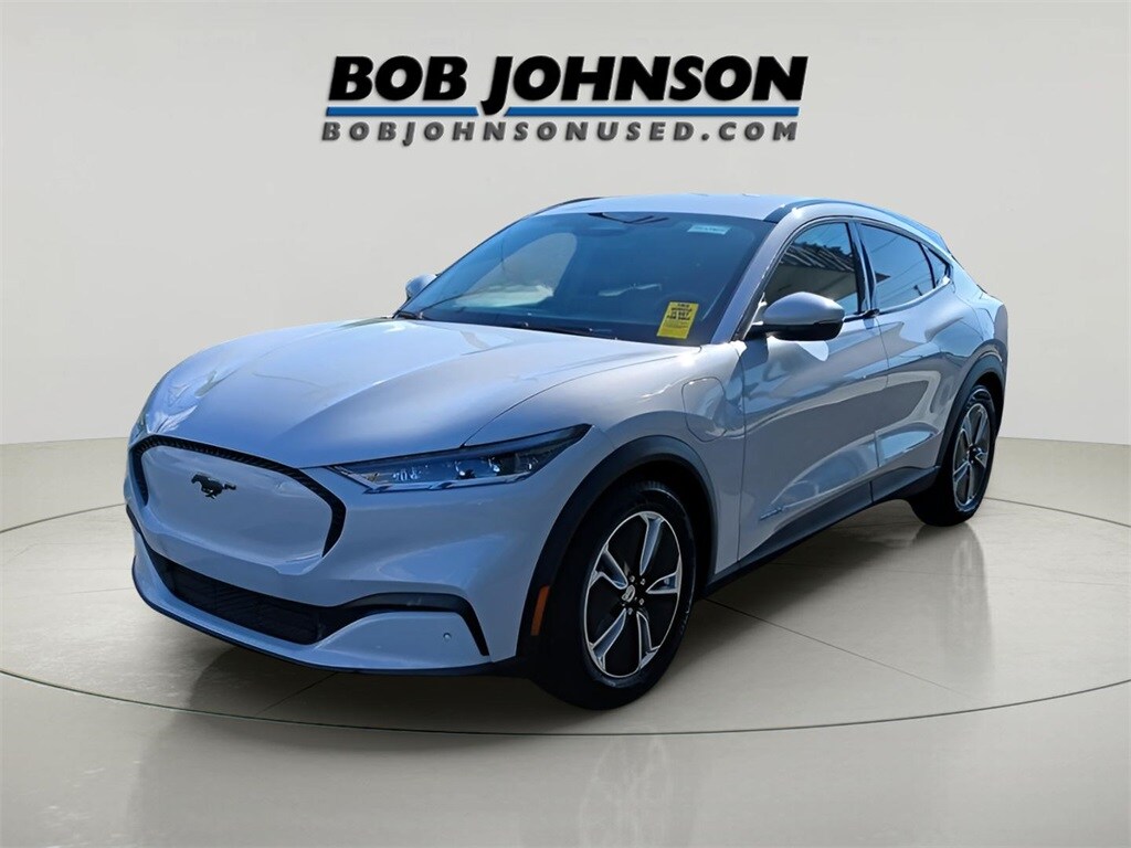 2022 Ford Mustang Mach-E Select photo 3