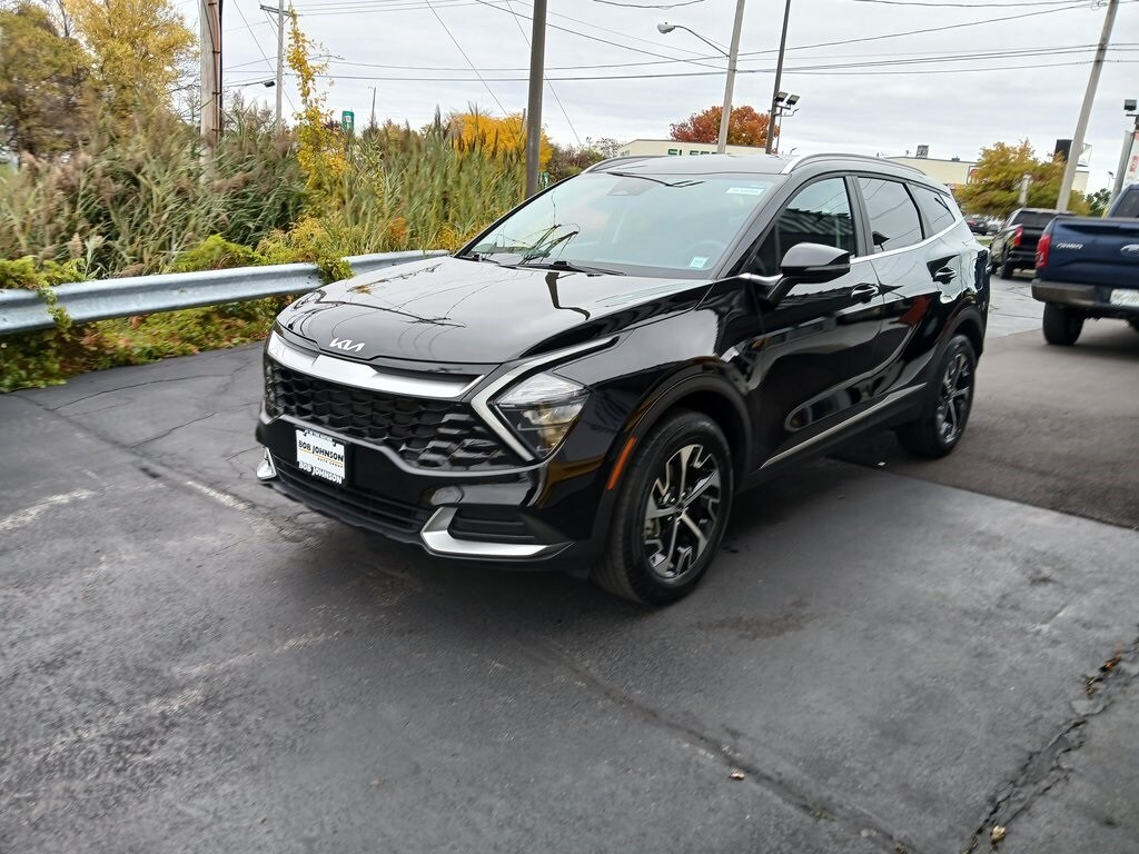 Used 2023 Kia Sportage EX SUV