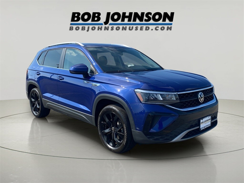 Certified 2022 Volkswagen Taos 1.5T SE 4MOTION SUV