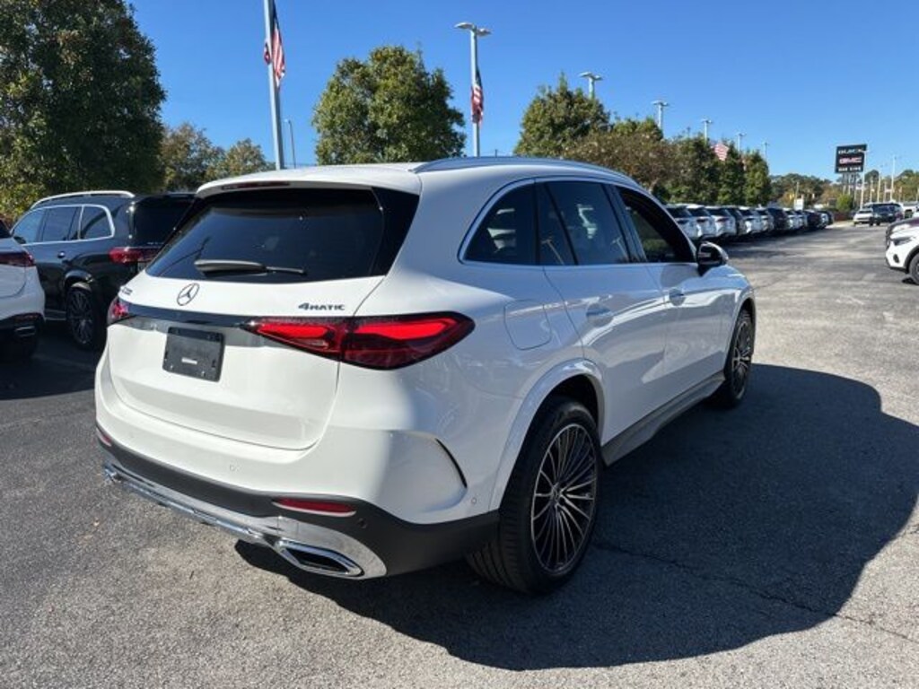 New 2026 Mercedes-Benz GLC 300 4MATIC SUV