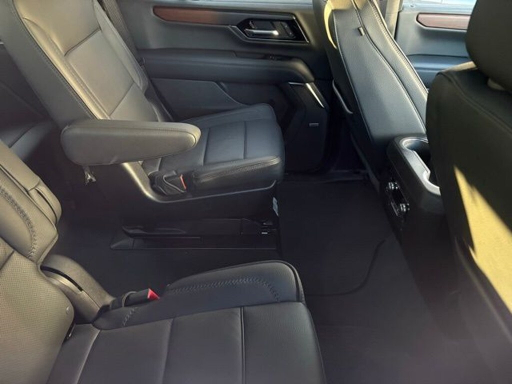 Used 2025 GMC Yukon Denali SUV