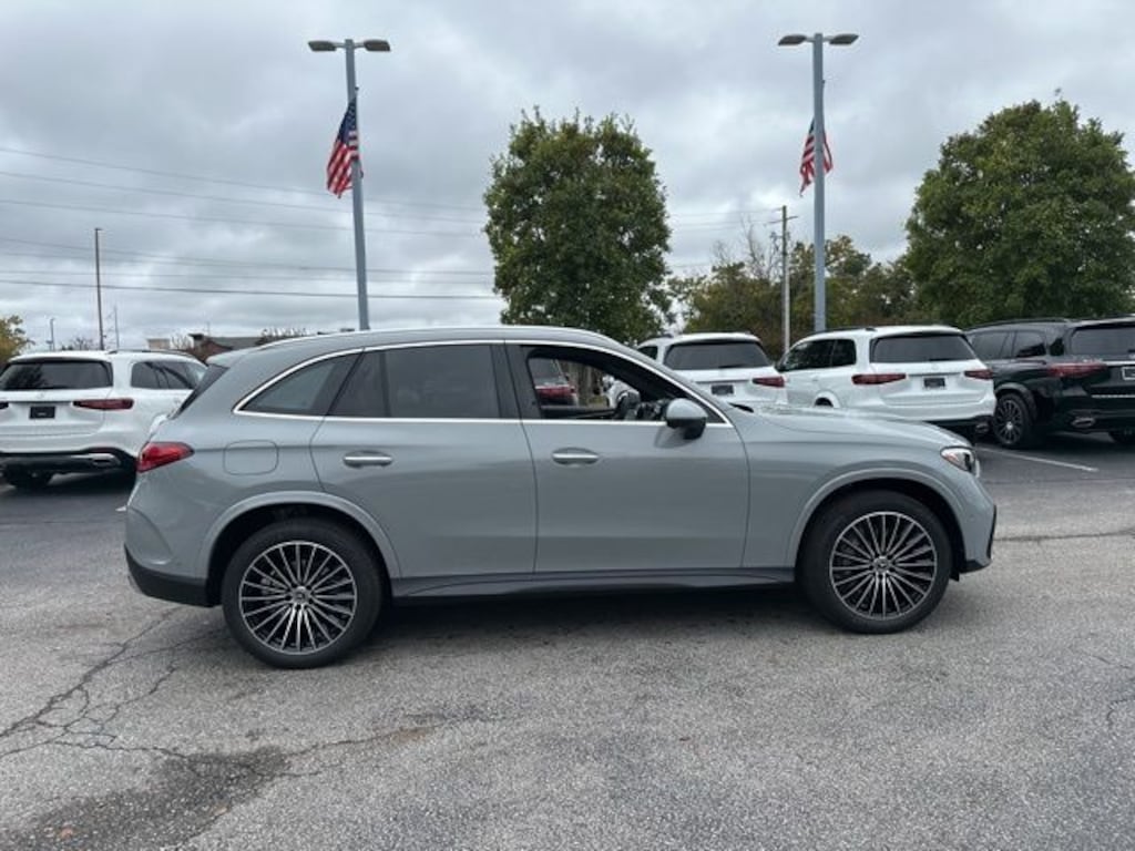 New 2026 Mercedes-Benz GLC 300 4MATIC SUV